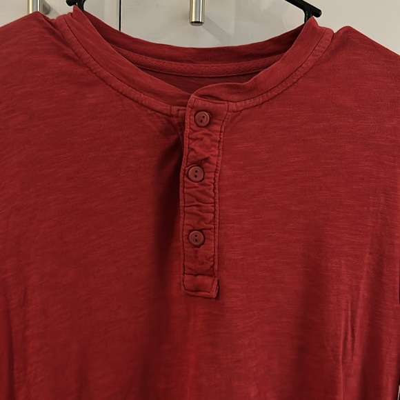 Gap Red Long Sleeve Henley Size Small 100% Cotton Unisex - Picture 2 of 6